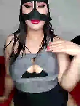 Snapshot of Romayssae_Ali-Arabic chatting on 12-14-24, 11:23 Romayssae Ali-Arabic online show from 12-14-24, 11:23