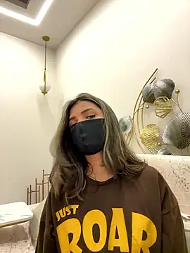 MaYaa  11 online show from 01-12-26, 07:13