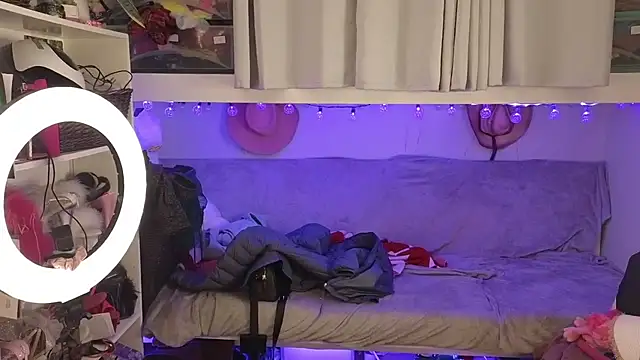 cunty tranny lydia online show from 04-22-26, 08:17