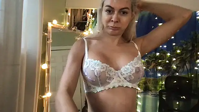 Snapshot of cunty_tranny_lydia chatting on 07-14-26, 03:51 cunty tranny lydia online show from 07-14-26, 03:51