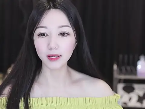 Nuyoah-77 online show from 04-10-26, 06:07