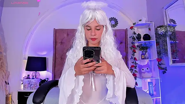 LadyAvalon online show from 11-13-25, 07:13