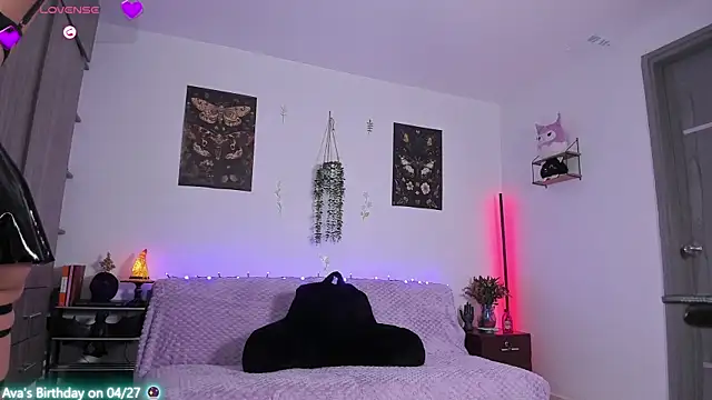 LadyAvalon online show from 04-04-26, 08:39