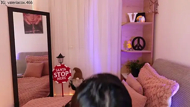 ValeriaCox online show from 11-30-25, 11:36