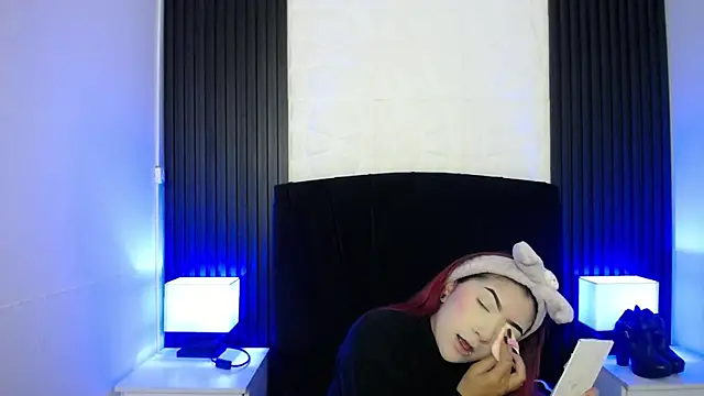 Mia Rinn online show from 02-25-26, 12:59