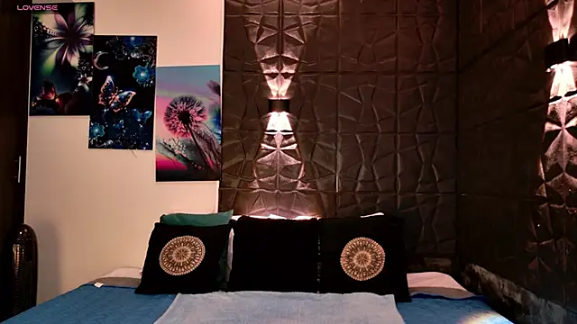 Snapshot of graceymilf666 chatting on 11-25-25, 11:32 graceymilf666 online show from 11-25-25, 11:32