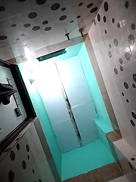 Hotty-Divya online show from 11-06-25, 03:18