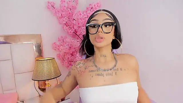 Mia Jansen online show from 01-08-25, 08:50