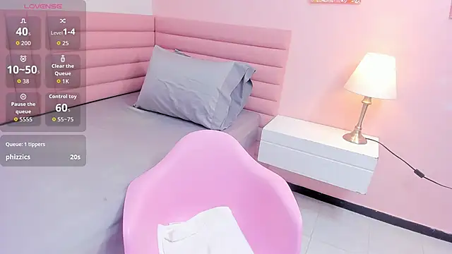 Snapshot of kae_styles chatting on 11-04-25, 07:57 kae styles online show from 11-04-25, 07:57