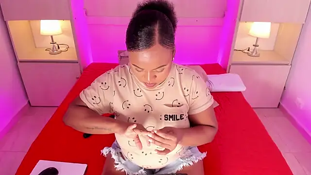 EmilyyStuart online show from 03-29-26, 04:12