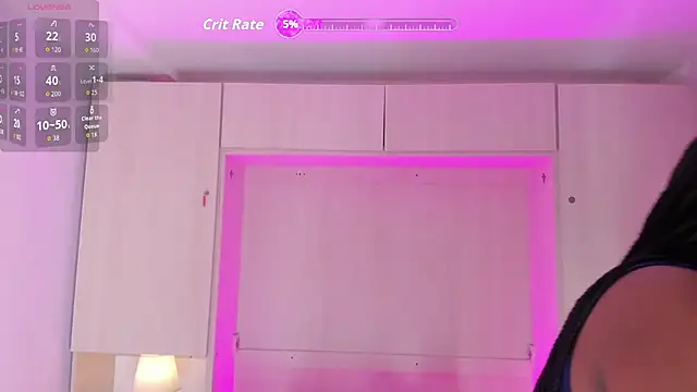 EmilyyStuart online show from 04-28-26, 03:44