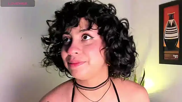 adriannyp 1 online show from 04-22-26, 11:56