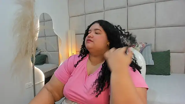 Miley Collins online show from 12-03-25, 07:56