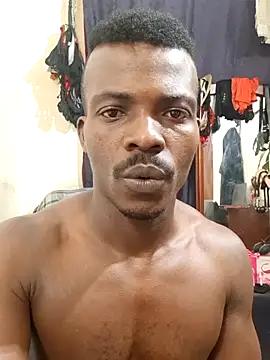 yezz3011 online show from 11-21-25, 09:13