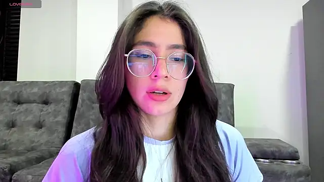 emmadiaz1 online show from 01-31-25, 02:04