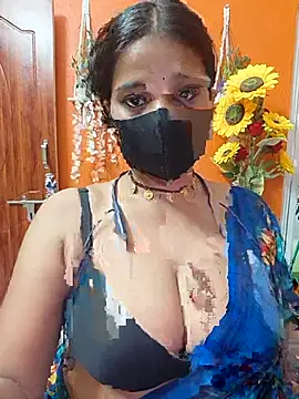 Sony-Model online show from 06-06-26, 09:47