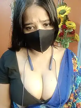 Sony-Model online show from 06-08-26, 09:42