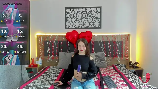 Snapshot of martina_lujann chatting on 02-17-25, 12:27 martina lujann online show from 02-17-25, 12:27