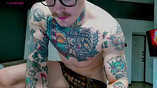 white King9999 online show from 04-04-26, 12:24