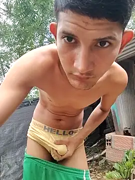 Valentinacuc online show from 11-30-25, 03:38