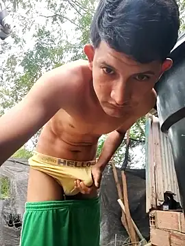 Valentinacuc online show from 02-19-26, 11:39