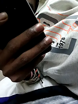 devilsam3327 online show from 12-19-25, 04:36