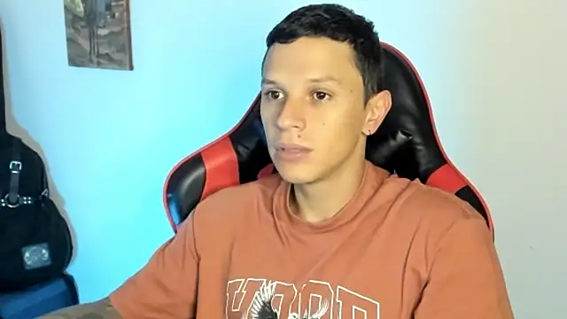 Snapshot of goodboy69l chatting on 02-09-26, 12:47 goodboy69l online show from 02-09-26, 12:47