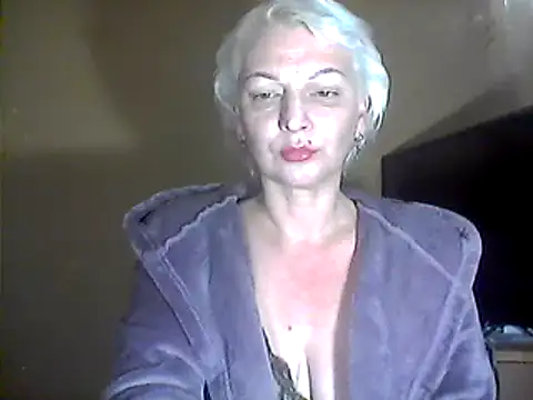 Snapshot of MaryJane441 chatting on 02-07-25, 07:06 MaryJane441 online show from 02-07-25, 07:06