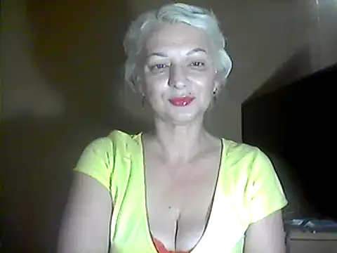 Snapshot of MaryJane441 chatting on 02-15-25, 06:33 MaryJane441 online show from 02-15-25, 06:33