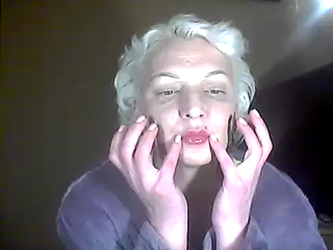 Snapshot of MaryJane441 chatting on 02-18-25, 10:14 MaryJane441 online show from 02-18-25, 10:14