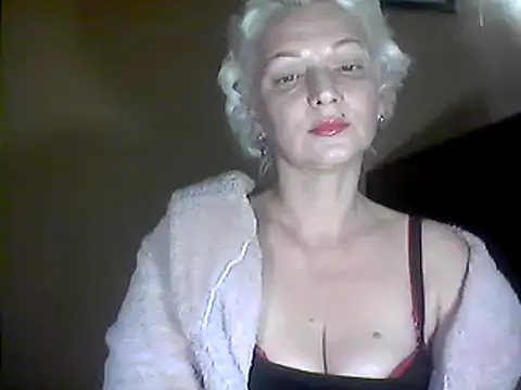 Snapshot of MaryJane441 chatting on 02-24-25, 09:41 MaryJane441 online show from 02-24-25, 09:41