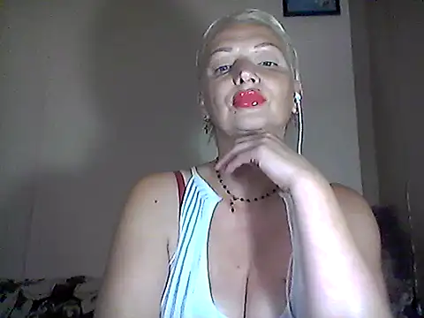 Snapshot of MaryJane441 chatting on 09-18-25, 09:06 MaryJane441 online show from 09-18-25, 09:06