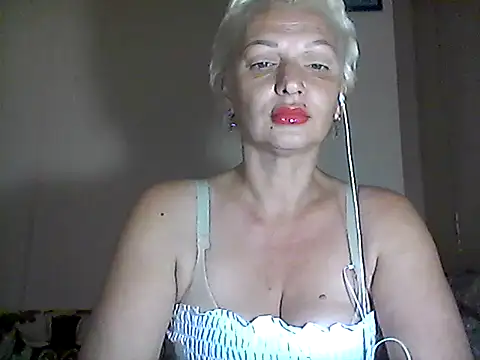 Snapshot of MaryJane441 chatting on 09-27-25, 07:30 MaryJane441 online show from 09-27-25, 07:30