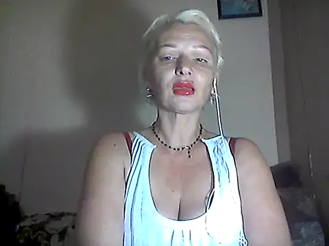 Snapshot of MaryJane441 chatting on 10-03-25, 06:38 MaryJane441 online show from 10-03-25, 06:38