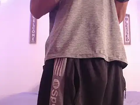 Snapshot of harrytomson_1 chatting on 12-28-24, 04:51 harrytomson 1 online show from 12-28-24, 04:51