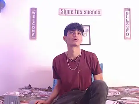 Snapshot of harrytomson_1 chatting on 01-11-25, 09:36 harrytomson 1 online show from 01-11-25, 09:36