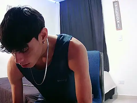 Snapshot of harrytomson_1 chatting on 11-02-25, 04:26 harrytomson 1 online show from 11-02-25, 04:26