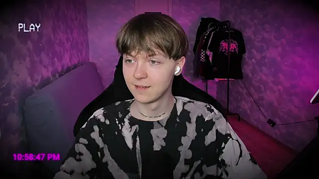 Snapshot of charonbaby1 chatting on 02-19-25, 07:59 charonbaby1 online show from 02-19-25, 07:59