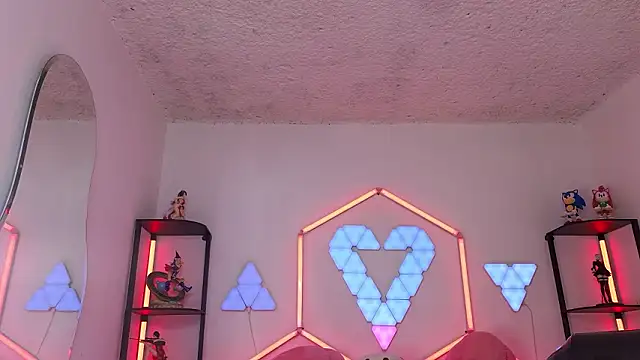 littlevixen18 online show from 02-04-26, 02:23