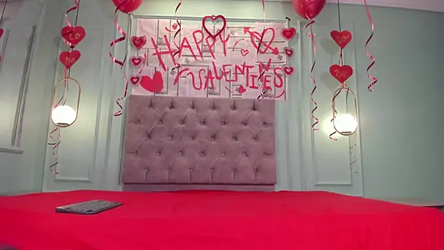 zoe roux21 online show from 02-12-25, 08:18