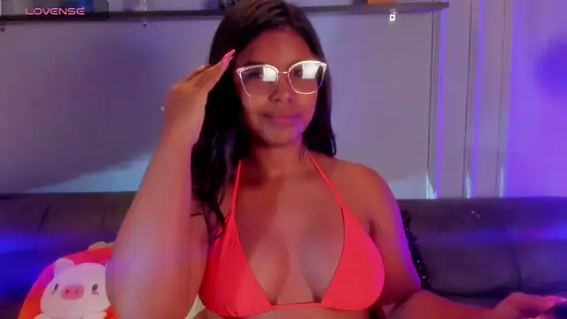 zoe roux21 online show from 11-13-25, 04:55