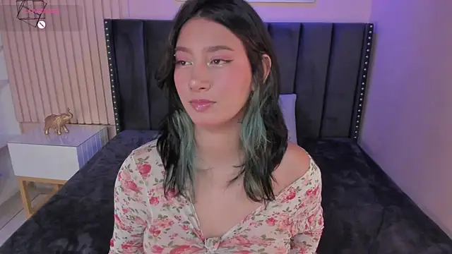 Snapshot of Yazmin_rouse chatting on 03-04-25, 12:12 Yazmin rouse online show from 03-04-25, 12:12