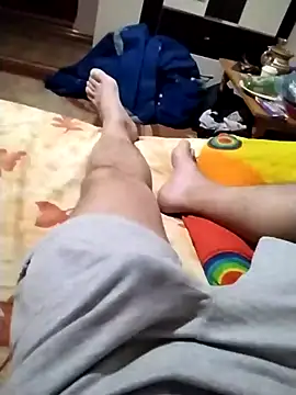 Snapshot of nudistu021 chatting on 11-28-25, 04:20 nudistu021 online show from 11-28-25, 04:20