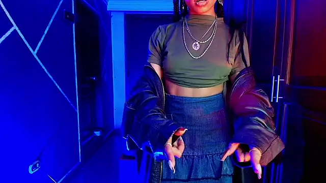 Snapshot of SexyNaf chatting on 03-05-25, 07:17 SexyNaf online show from 03-05-25, 07:17