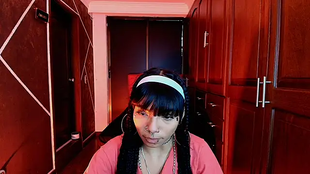 Snapshot of SexyNaf chatting on 03-10-25, 07:07 SexyNaf online show from 03-10-25, 07:07