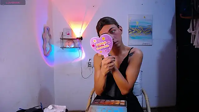 LiahGrey7 online show from 07-21-26, 07:38