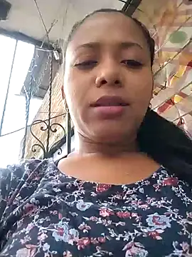 Snapshot of cindy_damm chatting on 12-20-24, 10:32 cindy damm online show from 12-20-24, 10:32