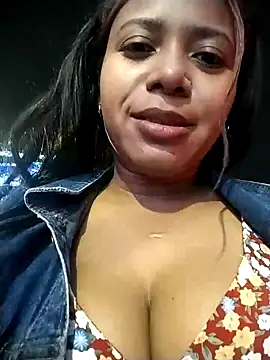 Snapshot of cindy_damm chatting on 12-22-24, 12:39 cindy damm online show from 12-22-24, 12:39