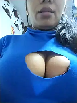 Snapshot of cindy_damm chatting on 12-23-24, 12:57 cindy damm online show from 12-23-24, 12:57