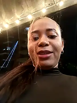 Snapshot of cindy_damm chatting on 12-28-24, 03:37 cindy damm online show from 12-28-24, 03:37